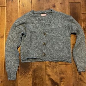 Sweater with buttons